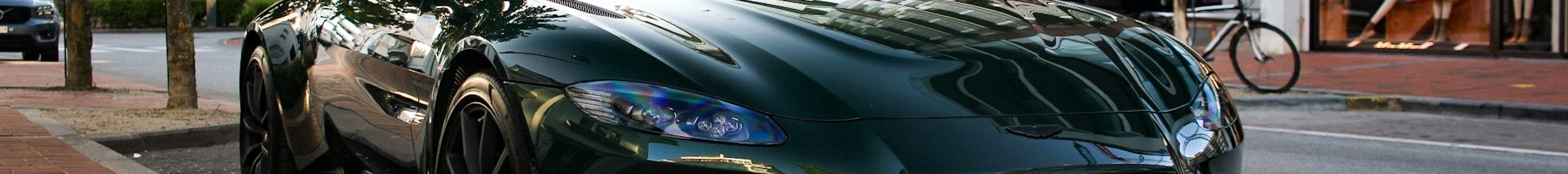 Aston Martin V8 Vantage 2018