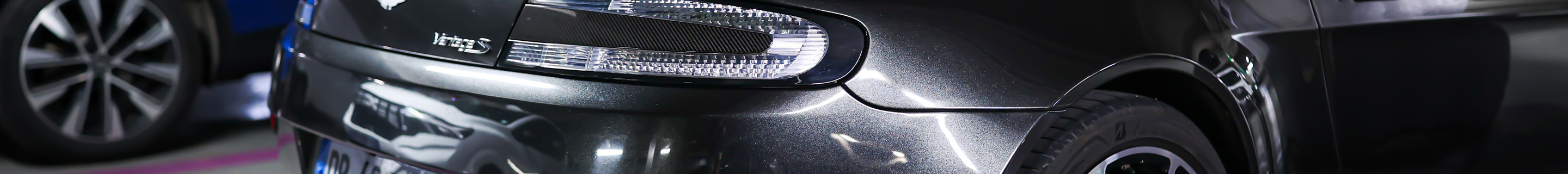 Aston Martin V8 Vantage S