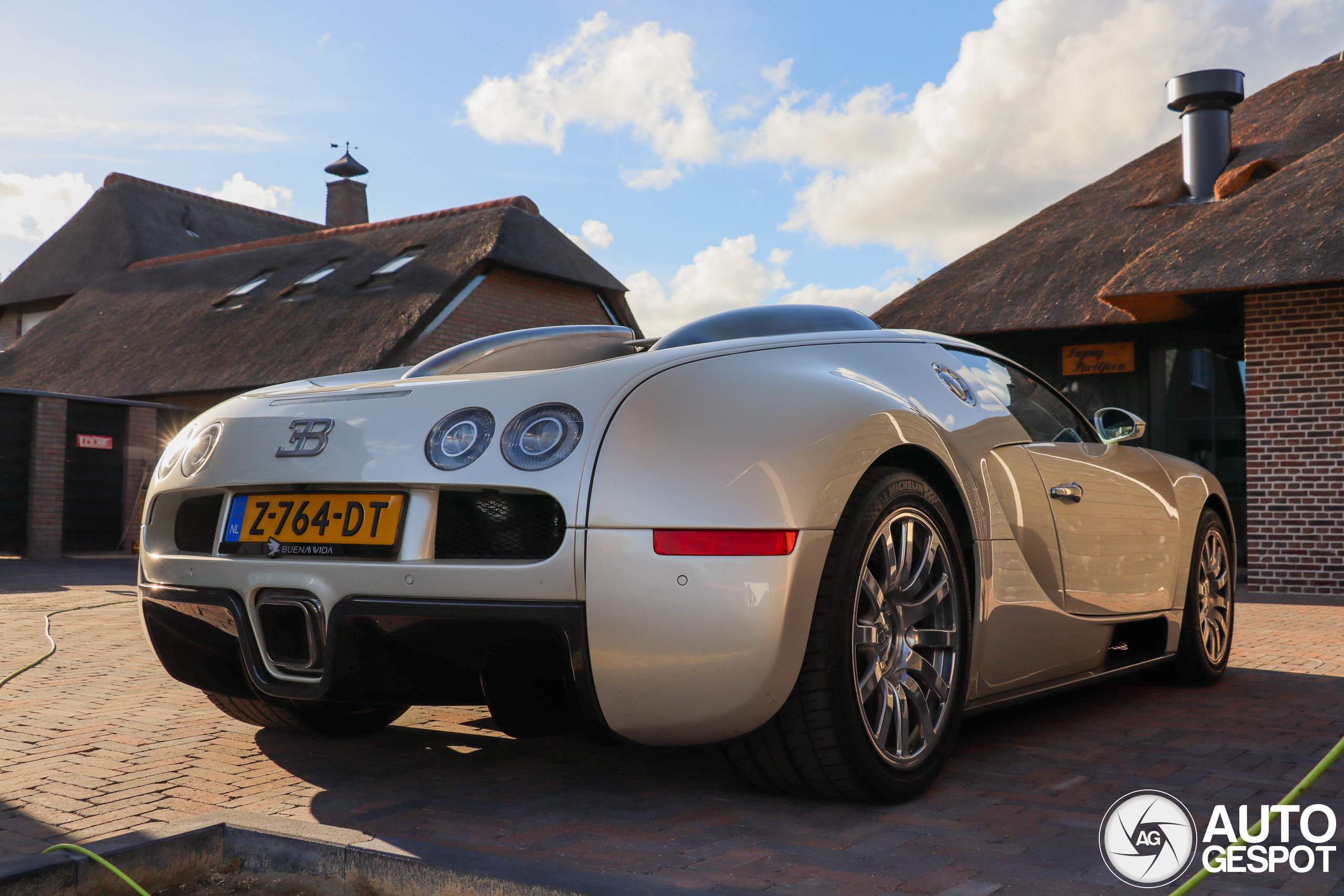 Spot van de dag: Bugatti Veyron 16.4