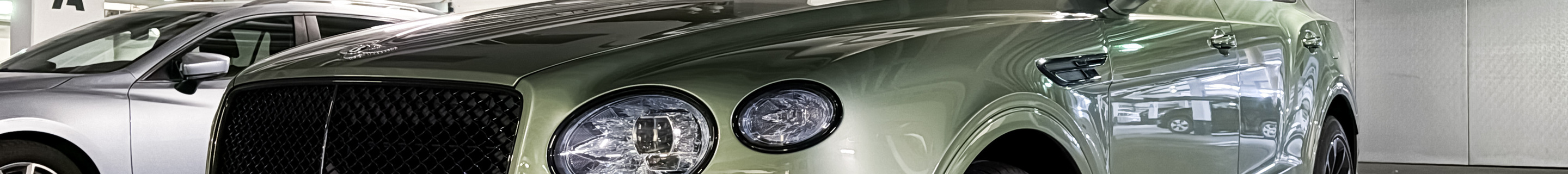 Bentley Bentayga Hybrid 2021