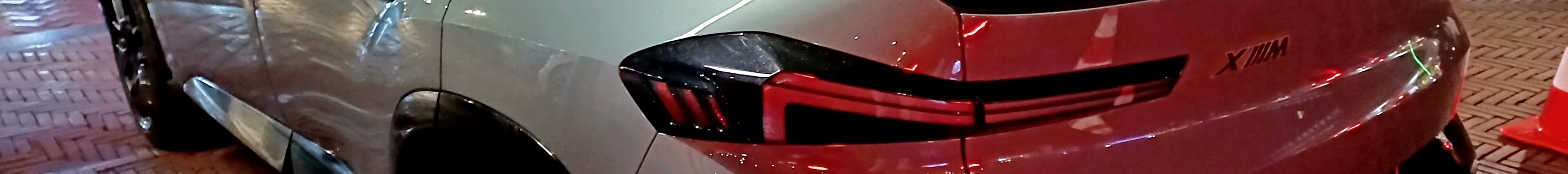 BMW XM G09