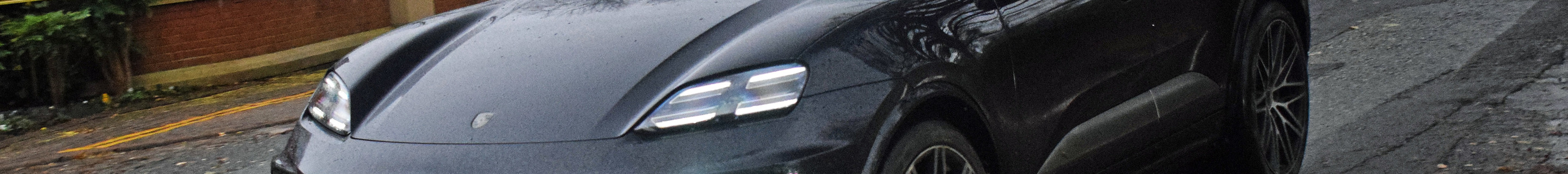 Porsche Macan EV Turbo