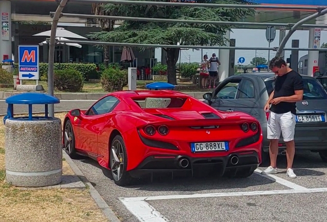 Ferrari F8 Spider