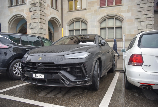 Lamborghini Urus Performante