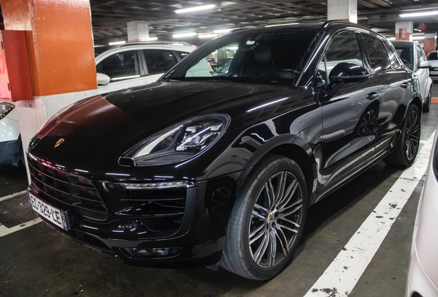 Porsche 95B Macan GTS