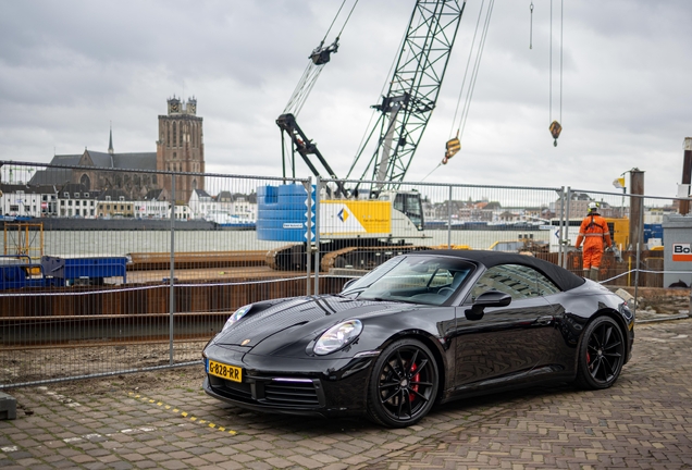 Porsche 992 Carrera 4S Cabriolet MkI