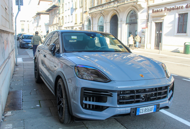 Porsche Cayenne Coupé Turbo E-Hybrid