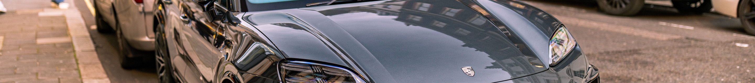 Porsche Macan EV Turbo