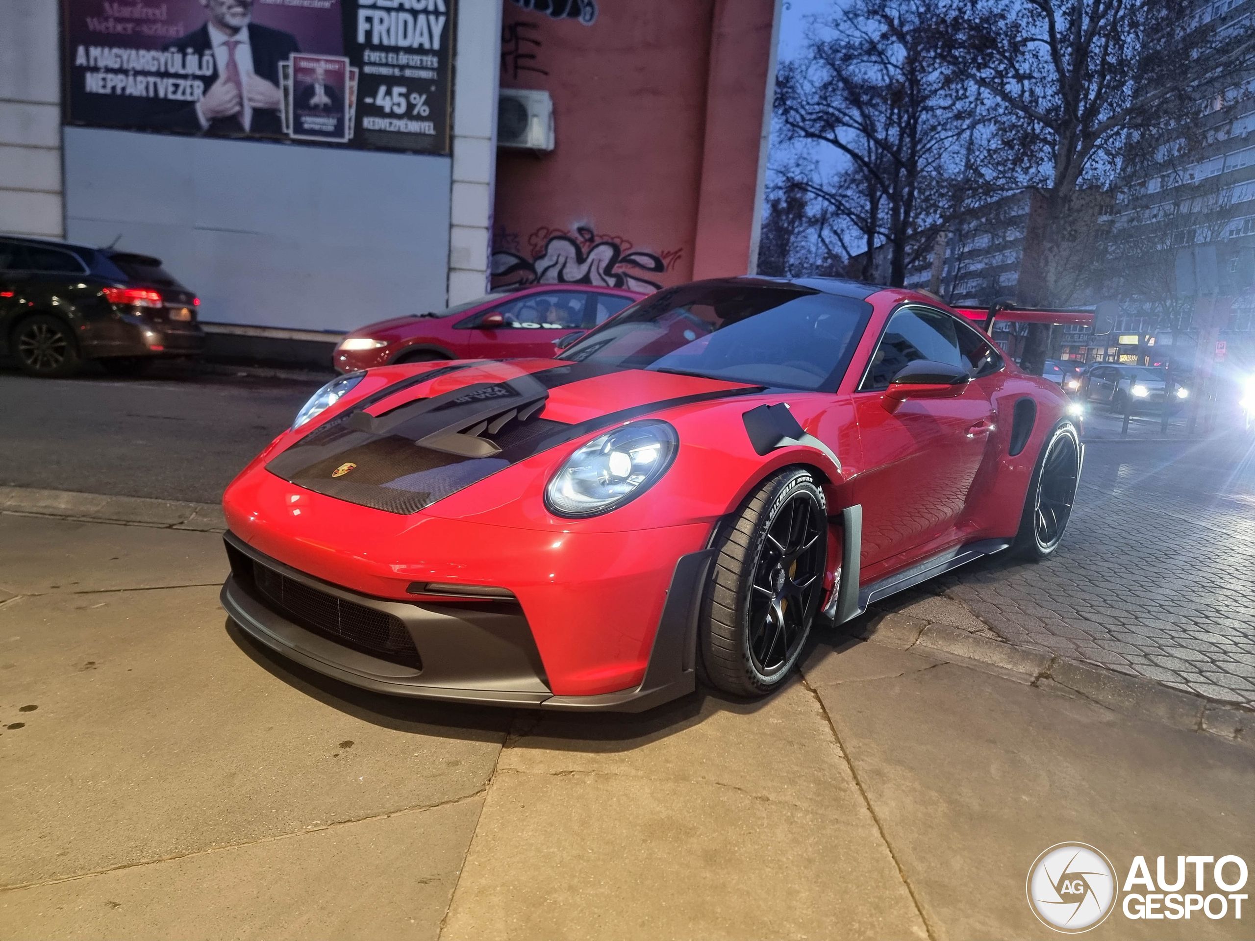 Porsche 992 GT3 RS Weissach Package