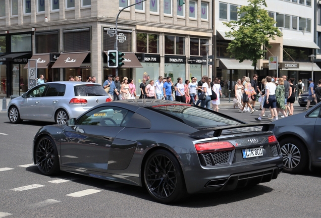 Audi R8 V10 Plus 2015