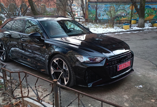 Audi RS6 Avant C8
