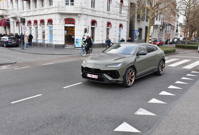 Lamborghini Urus Performante