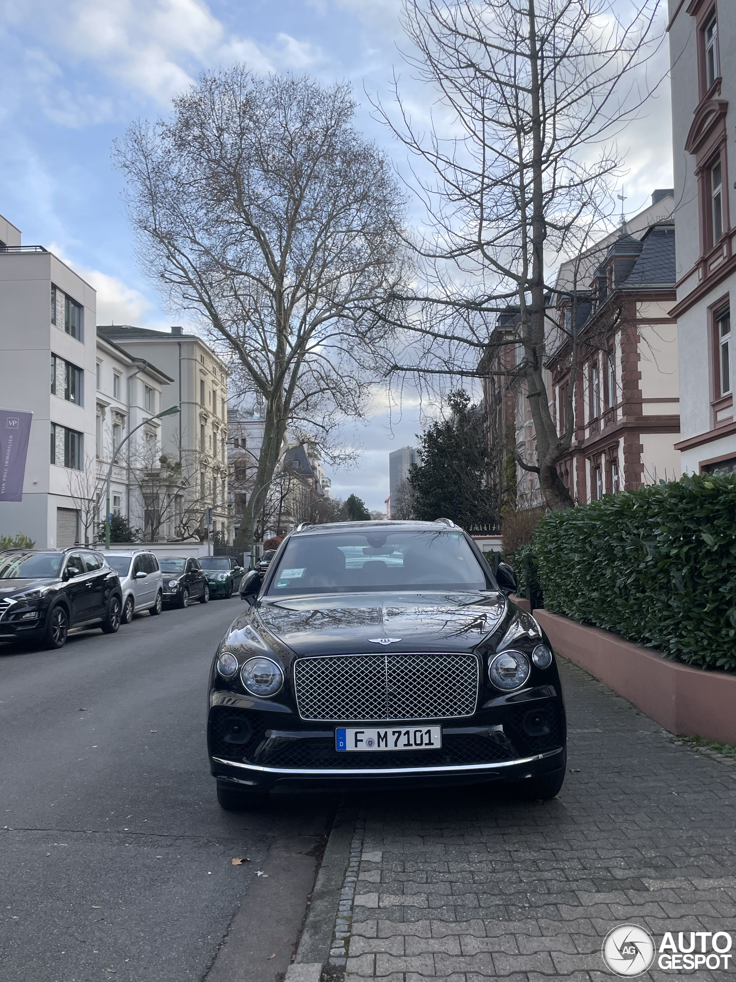 Bentley Bentayga V8 2021