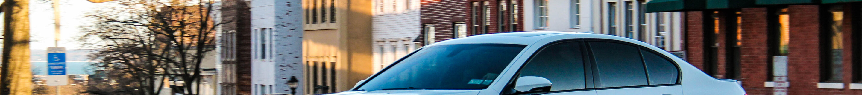 BMW M5 F10 2011