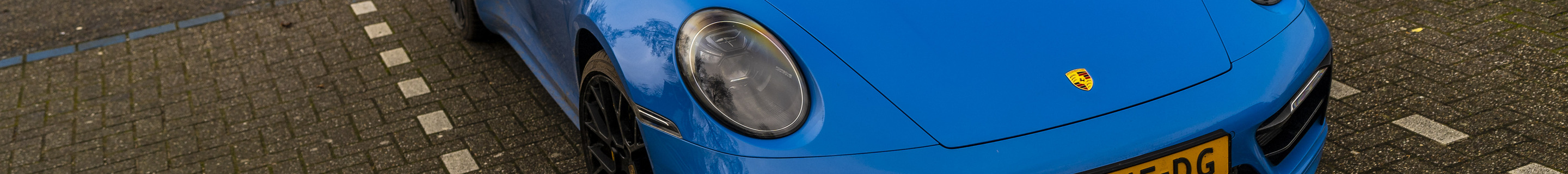 Porsche 992 Carrera 4S Cabriolet