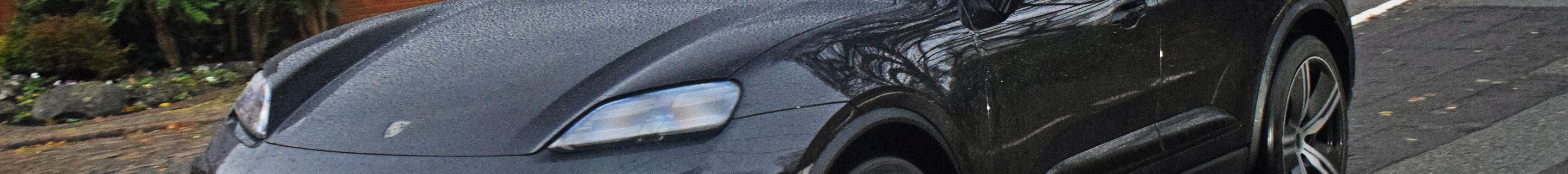 Porsche Macan EV Turbo