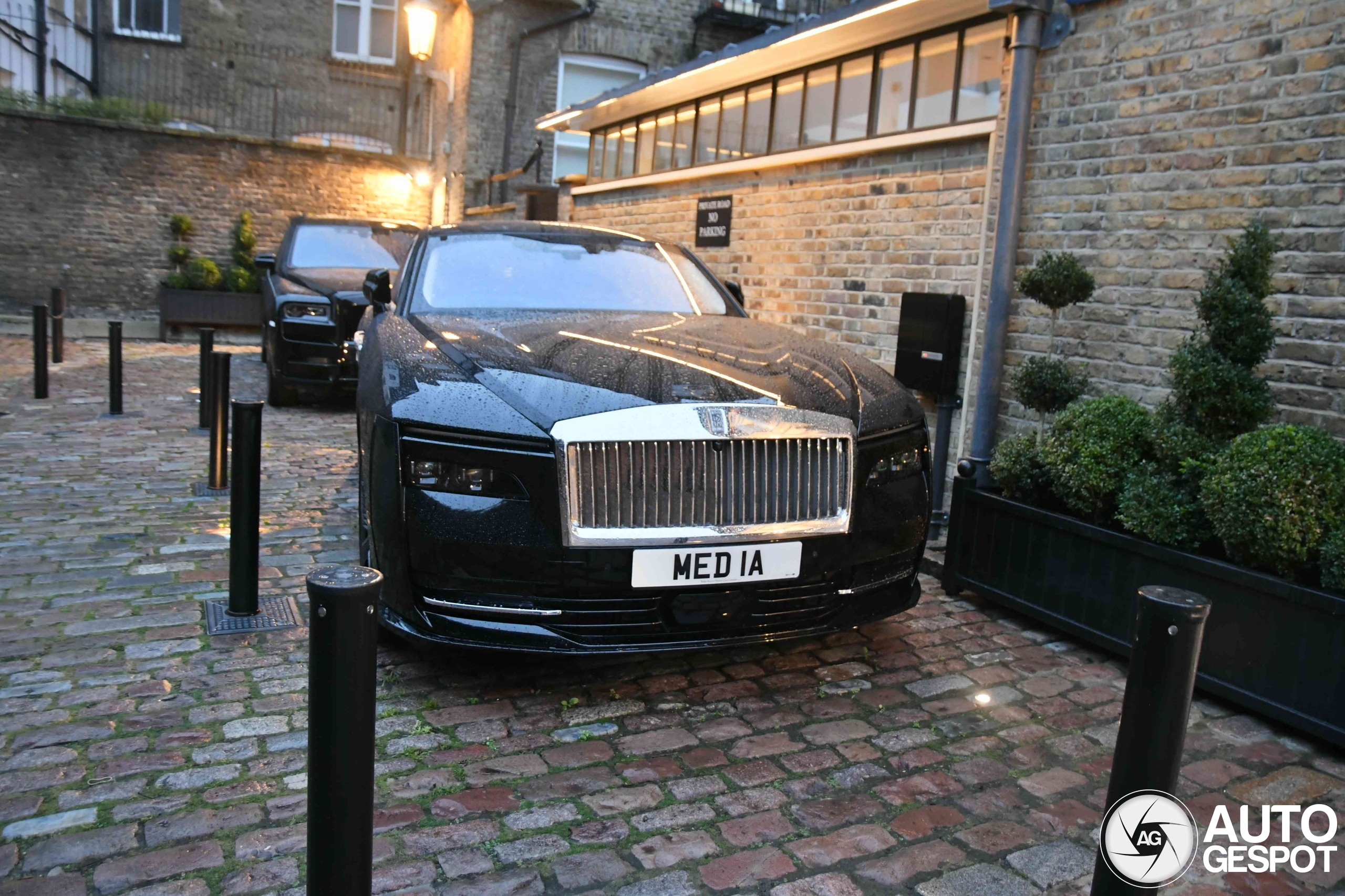 Rolls Royce Spectre 21 December 2024 Autogespot