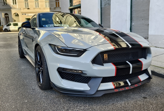 Ford Mustang Shelby GT350 2015
