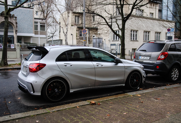 Mercedes-AMG A 45 W176 2015