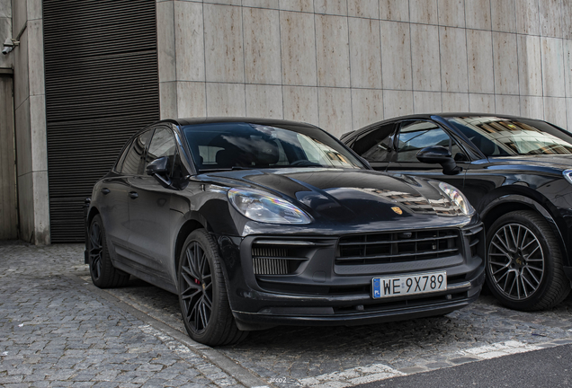 Porsche 95B Macan GTS MkIII