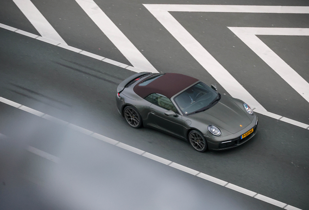 Porsche 992 Carrera 4S Cabriolet MkI
