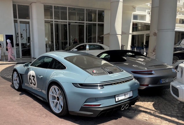Porsche 992 S/T