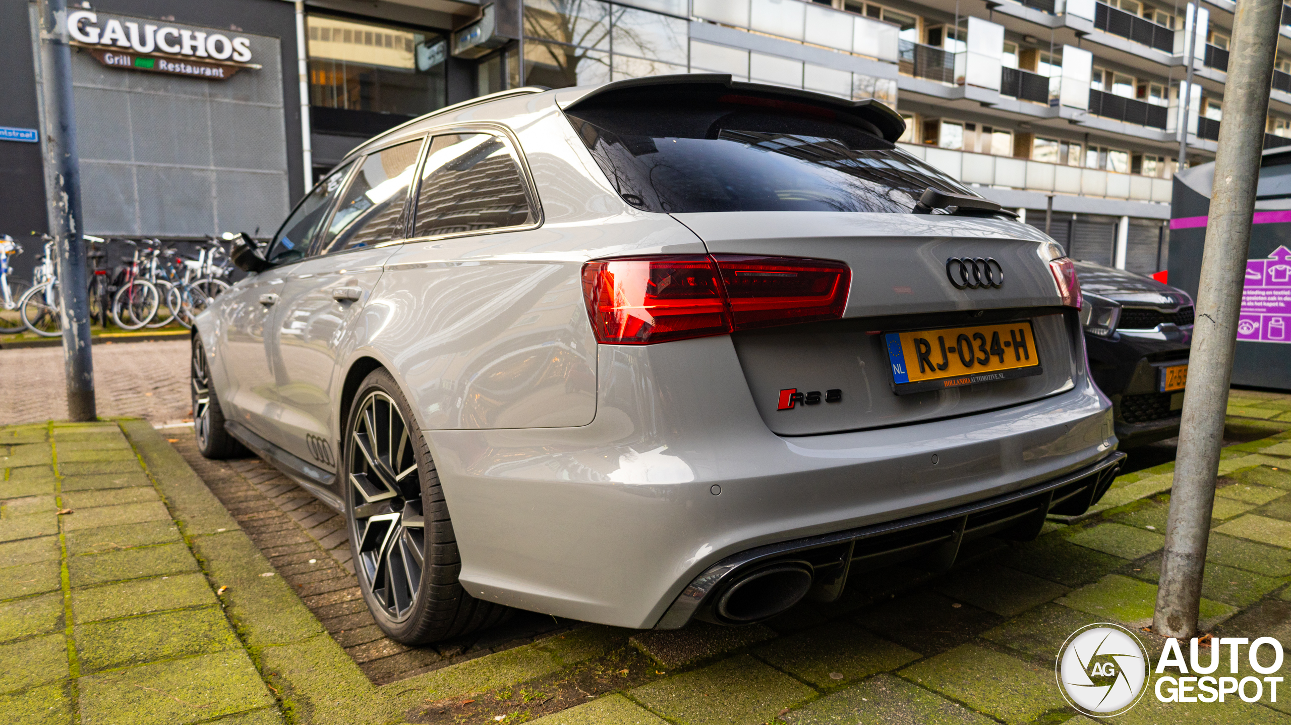 Audi RS6 Avant C7 2015