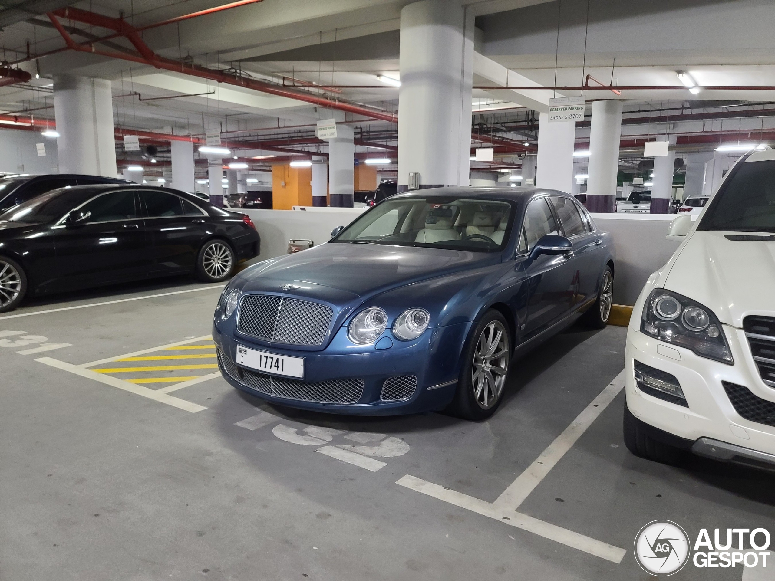 Bentley Continental Flying Spur Speed Arabia Special Edition