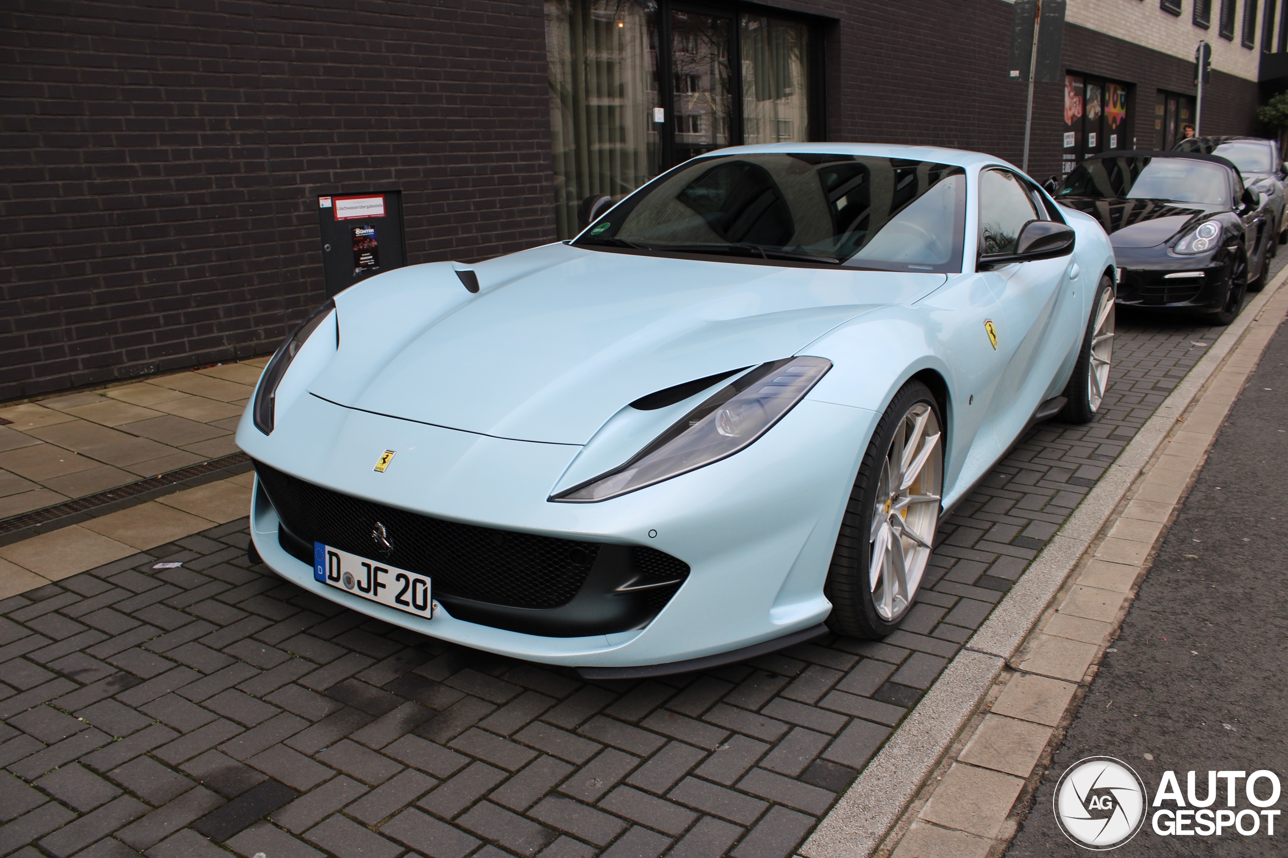 Ferrari 812 Superfast