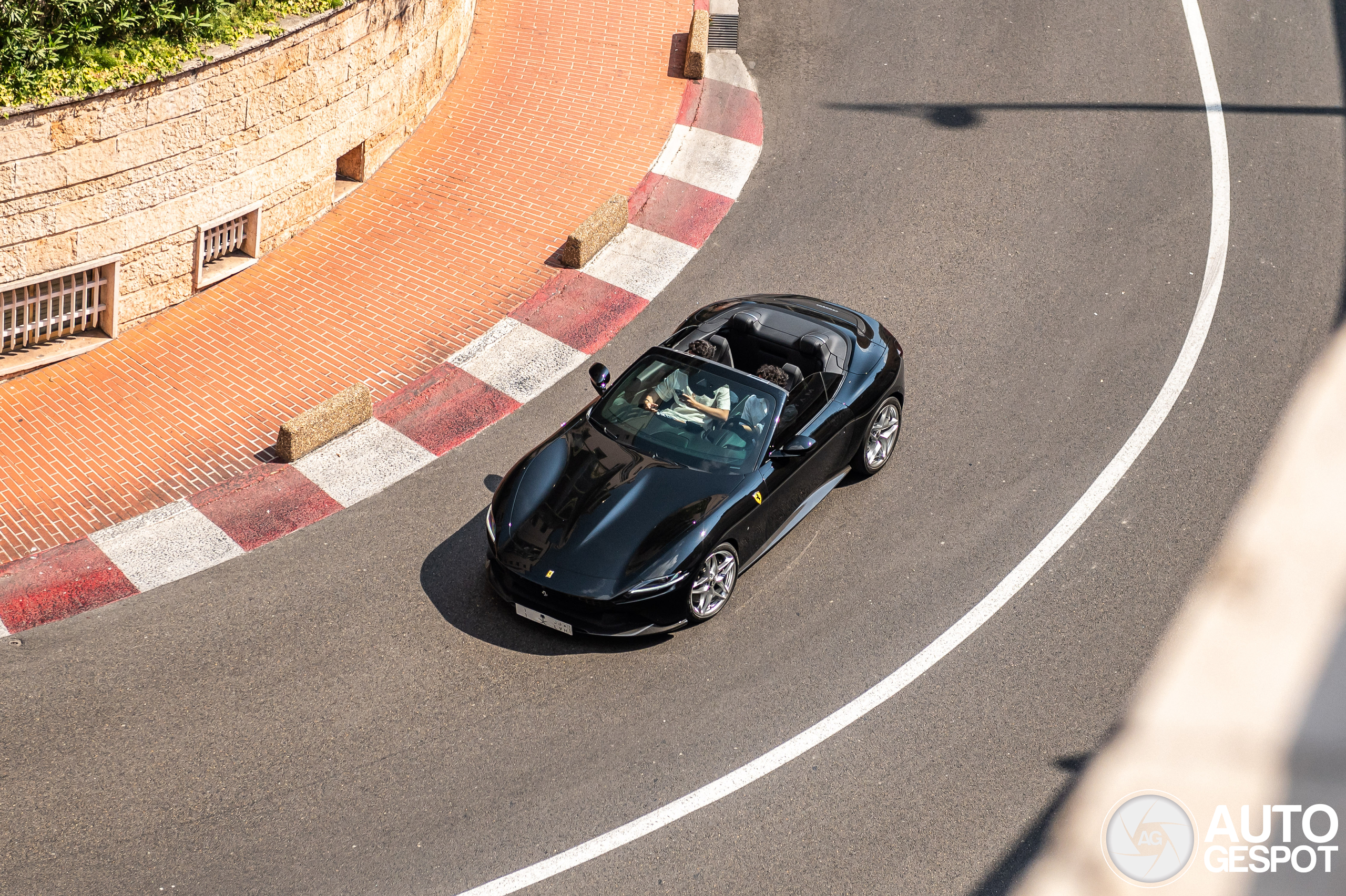 Ferrari Roma Spider