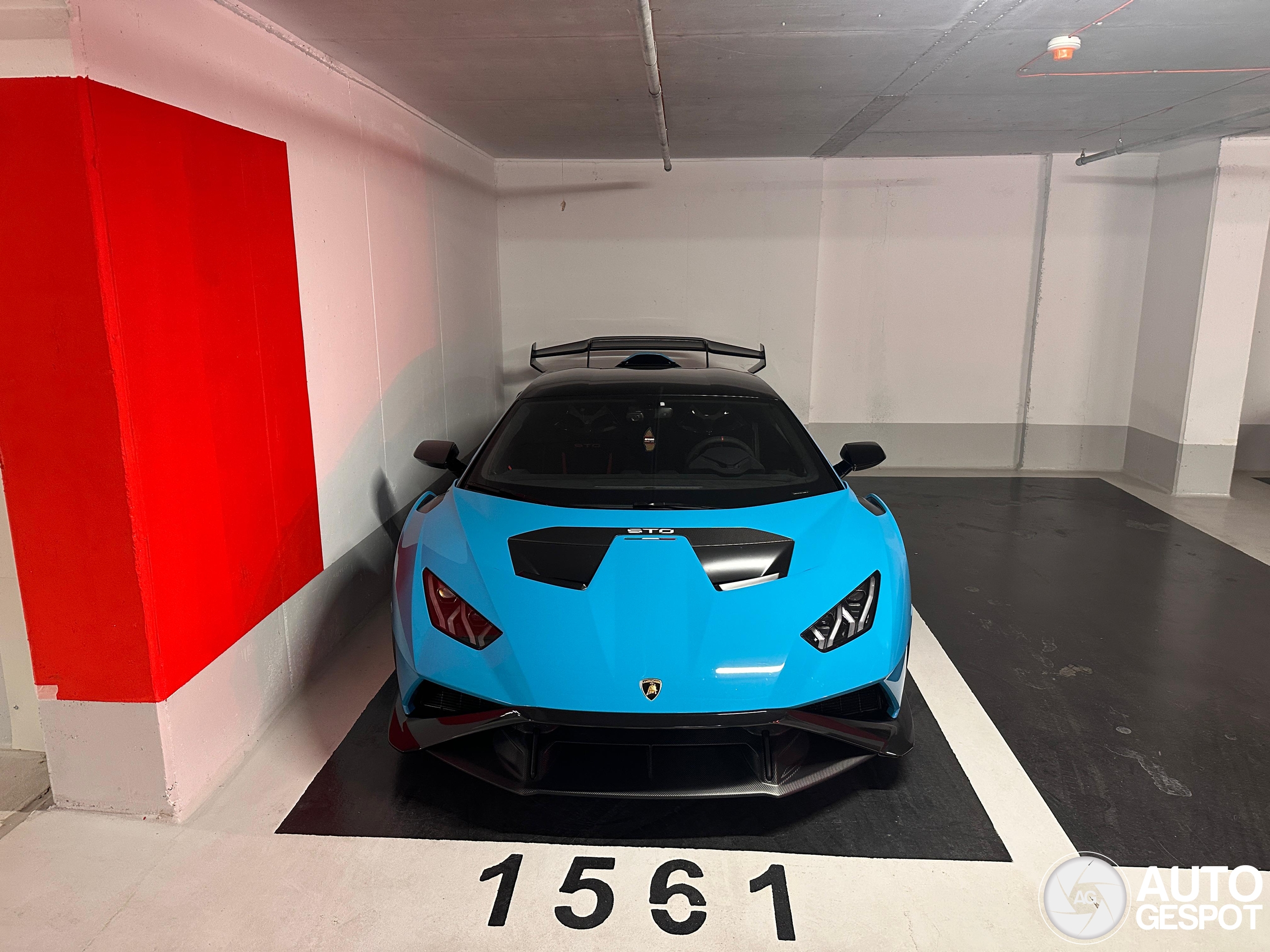 Lamborghini Huracán LP640-2 STO