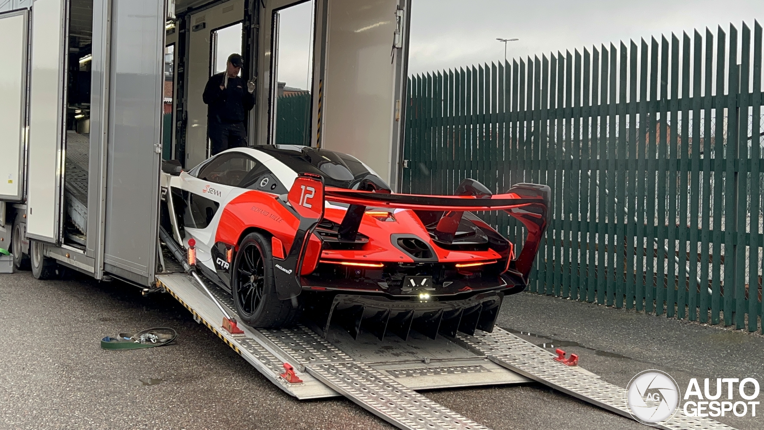 Das ist der einzige Senna GTR in Schweden.