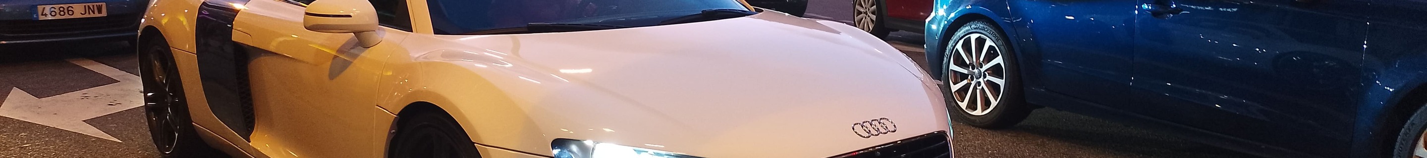 Audi R8