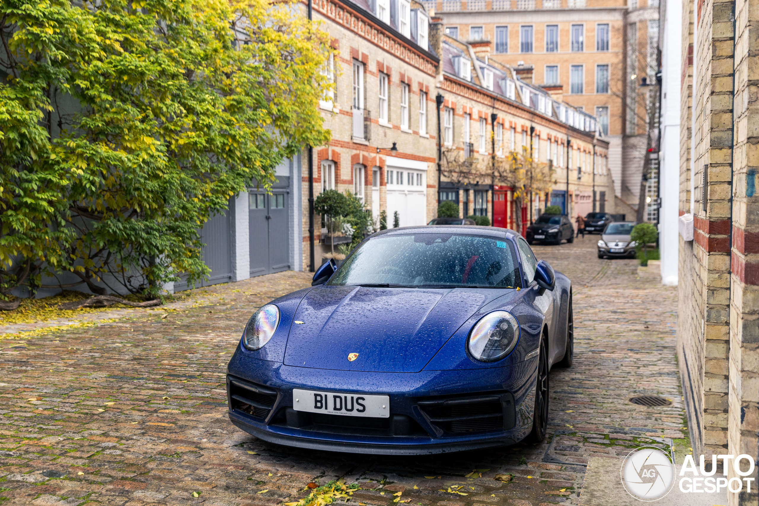 Porsche 992 Carrera 4 GTS
