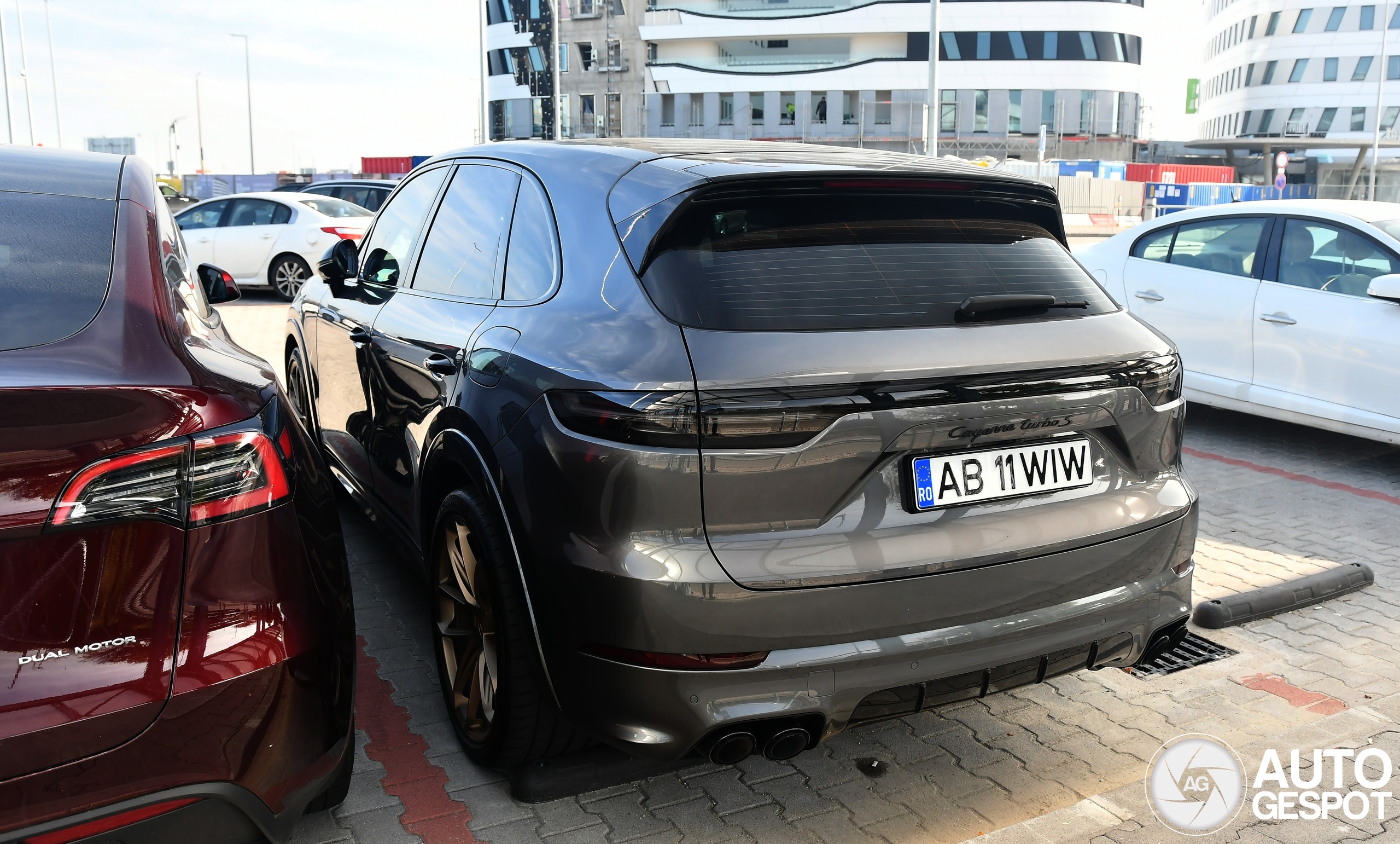 Porsche Cayenne Turbo S E Hybrid December Autogespot