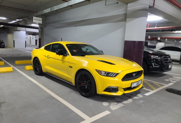 Ford Mustang GT 2015