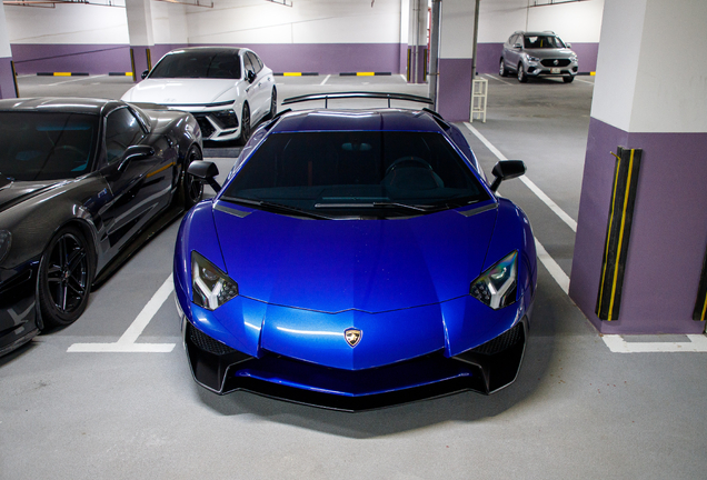 Lamborghini Aventador LP750-4 SuperVeloce