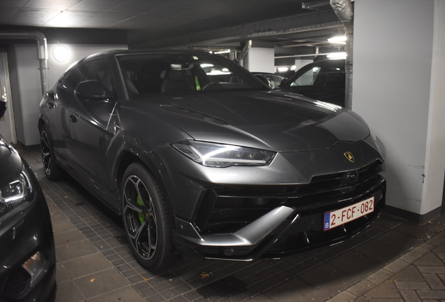 Lamborghini Urus S