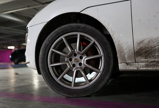 Porsche 95B Macan Turbo MkI