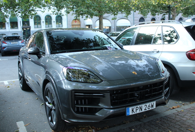 Porsche Cayenne Coupé Turbo E-Hybrid