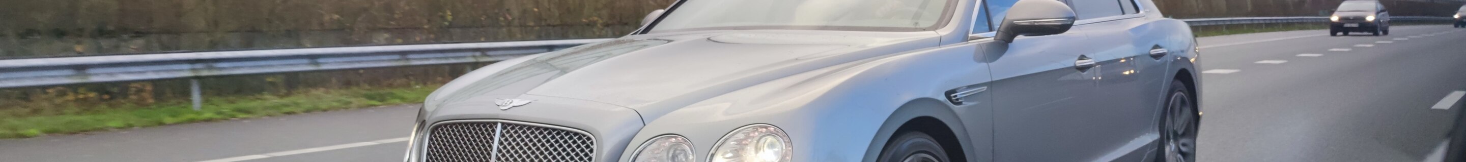 Bentley Flying Spur W12
