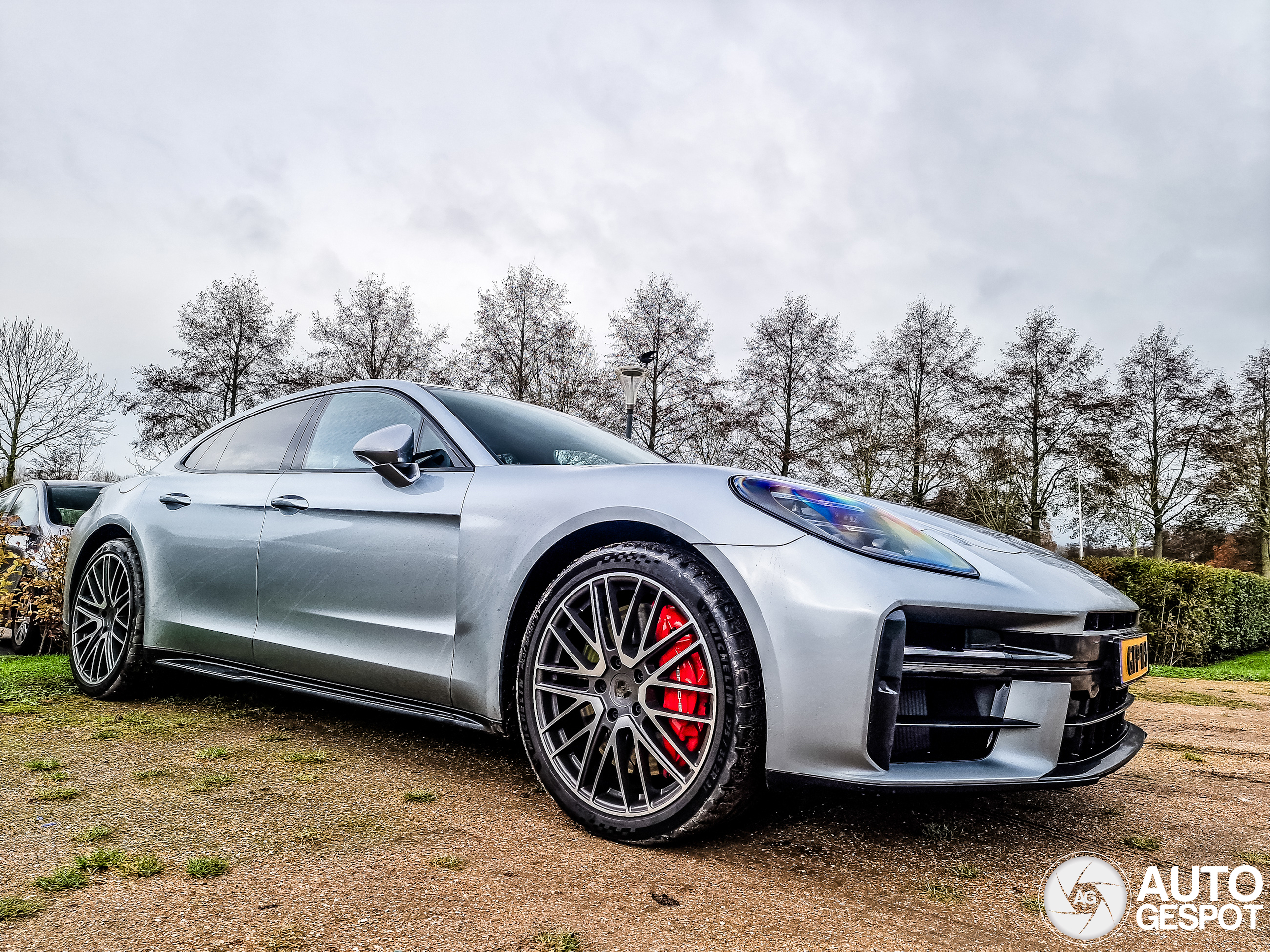 Porscheベア zx4-gloss-black-22inch-porsche