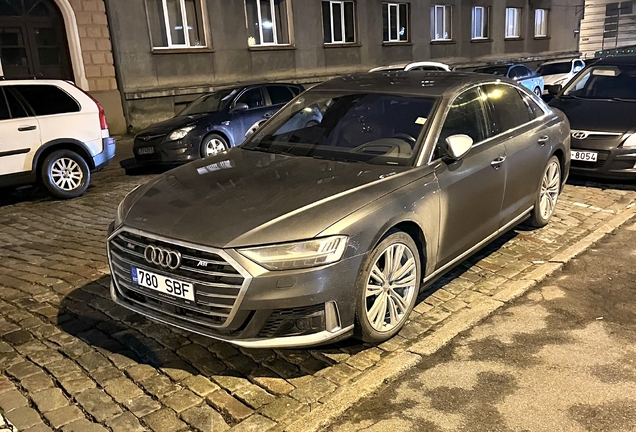 Audi S8 D5