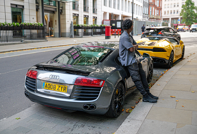 Audi R8