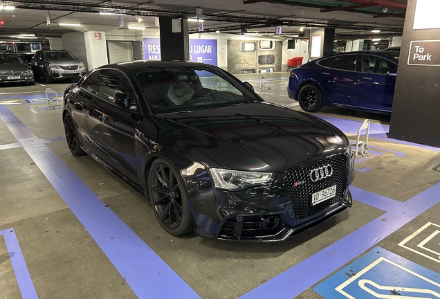 Audi RS5 B8 2012