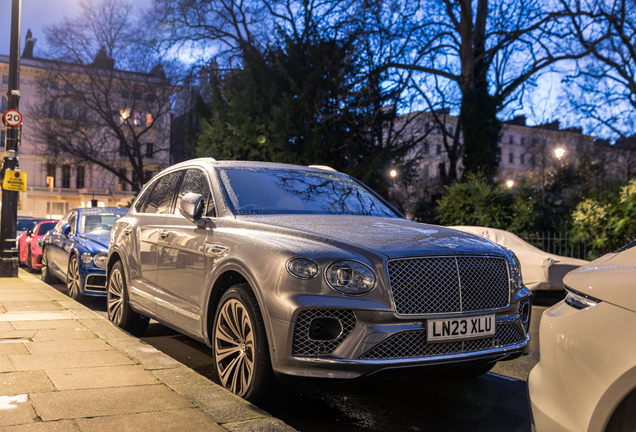 Bentley Bentayga Azure