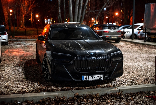 BMW M760e xDrive