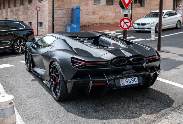 Lamborghini Revuelto