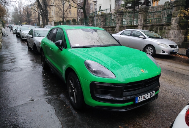 Porsche 95B Macan GTS MkIII