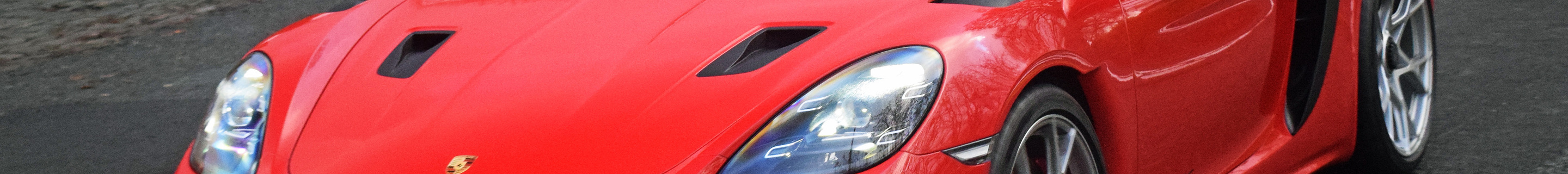 Porsche 718 Spyder RS
